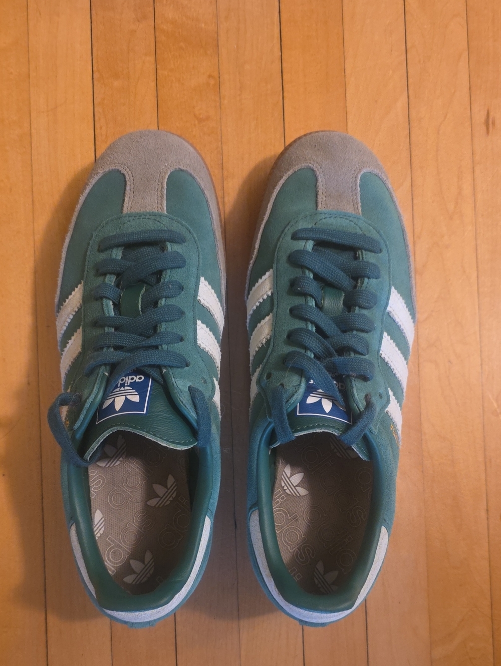 Adidas Samba OG in Green Suede - Unisex Style